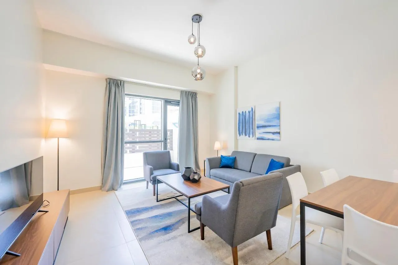 Expo Village Serviced Apartments Dubaj